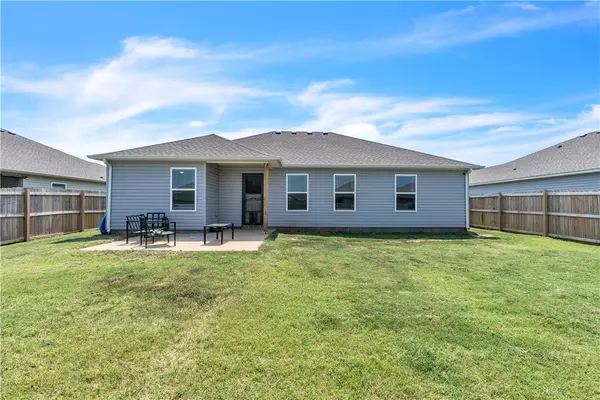 Centerton, AR 72719,1700 Eveningshade Ln