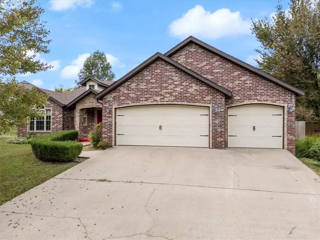 Bella Vista, AR 72715,18 Queensferry Cir