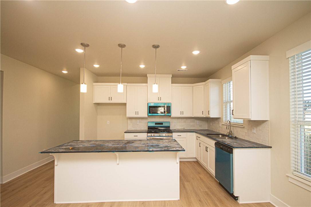 Bentonville, AR 72713,5506 SW Firethorn Ln