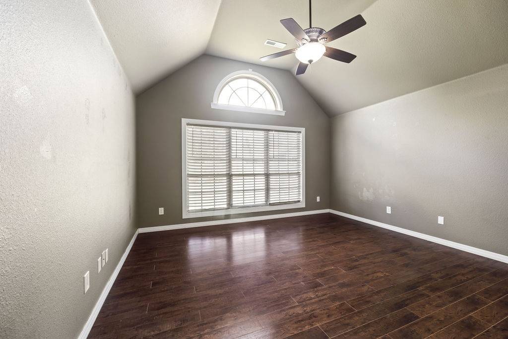 Centerton, AR 72719,1055 Tarah Knolls Cir