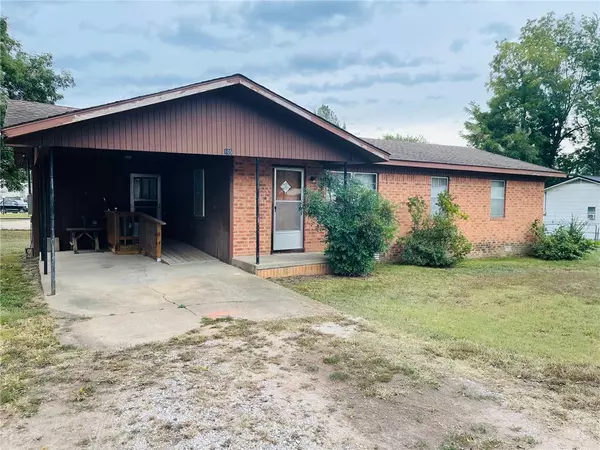 105 Cedar Ct,  Green Forest,  AR 72638