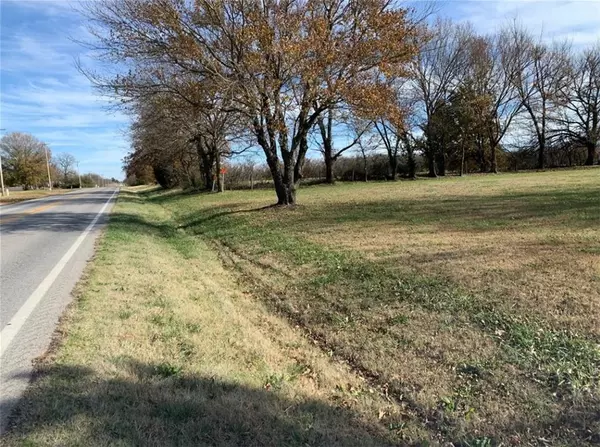 Gentry, AR 72734,00 Highway 12