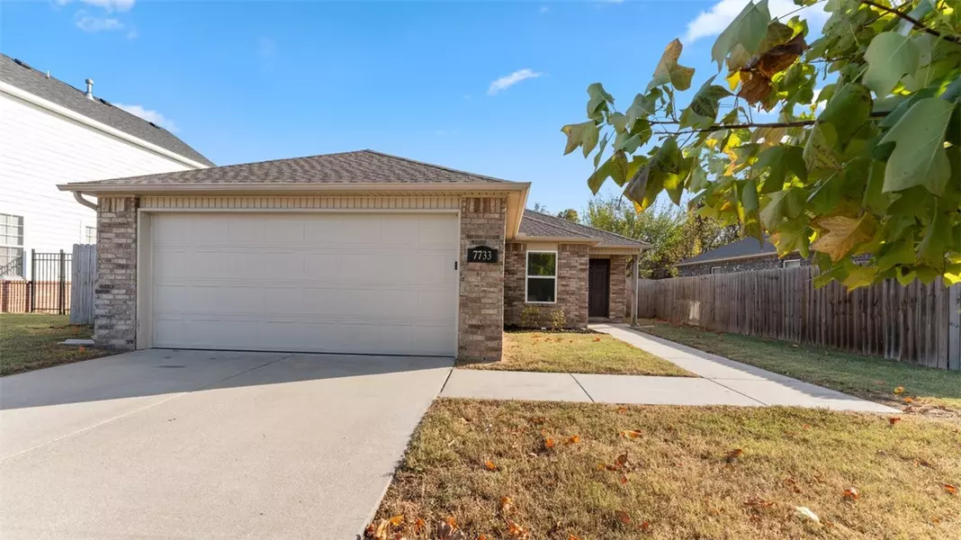 7733 Bridgegate Ave, Springdale, AR 72762