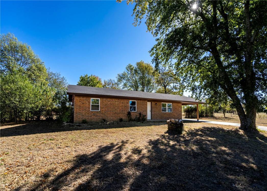 608 Stapleton Pl, Lincoln, AR 72744