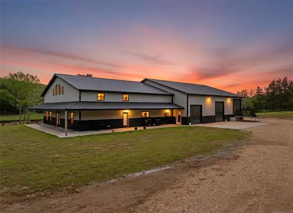 13136 Cedar Grove Rd, Lead Hill, AR 72644