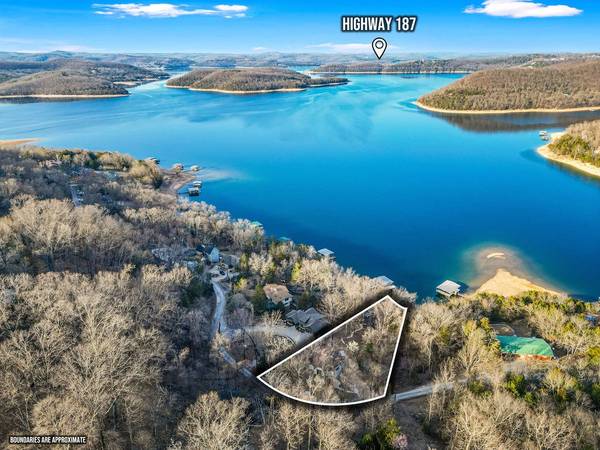 Eureka Springs, AR 72631,679 Lakeshore Dr