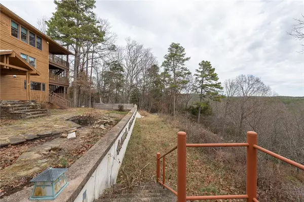 Huntsville, AR 72740,1517 Madison 1350