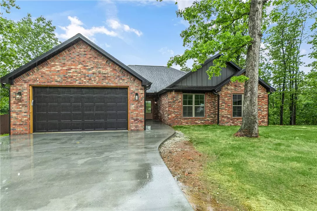 Bella Vista, AR 72714,4 N webbly Ln