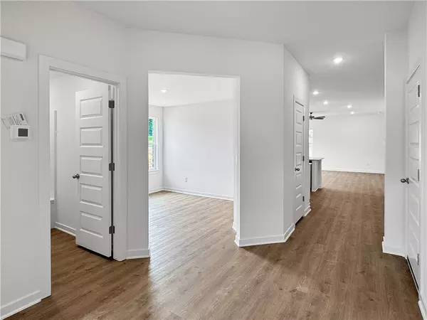 Springdale, AR 72762,1662 Ridgeview Dr