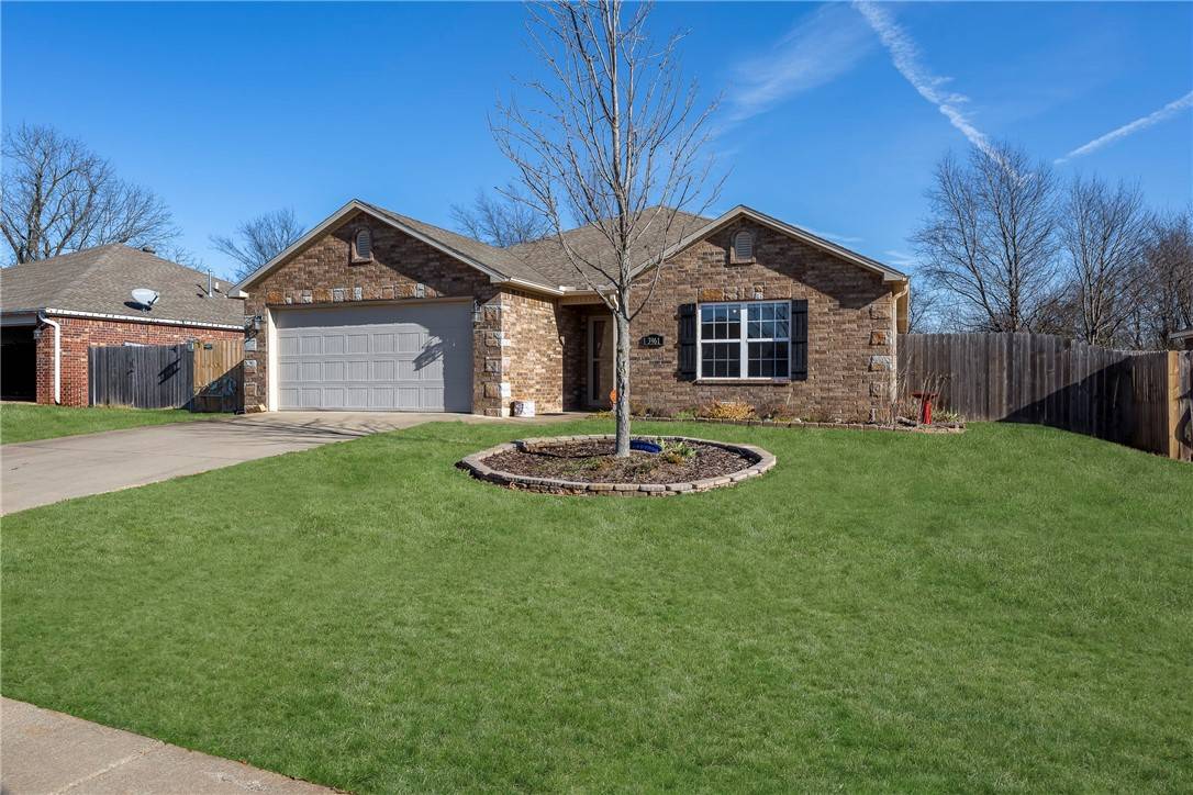3961 Cottonwood Spring Cv, Springdale, AR 72762