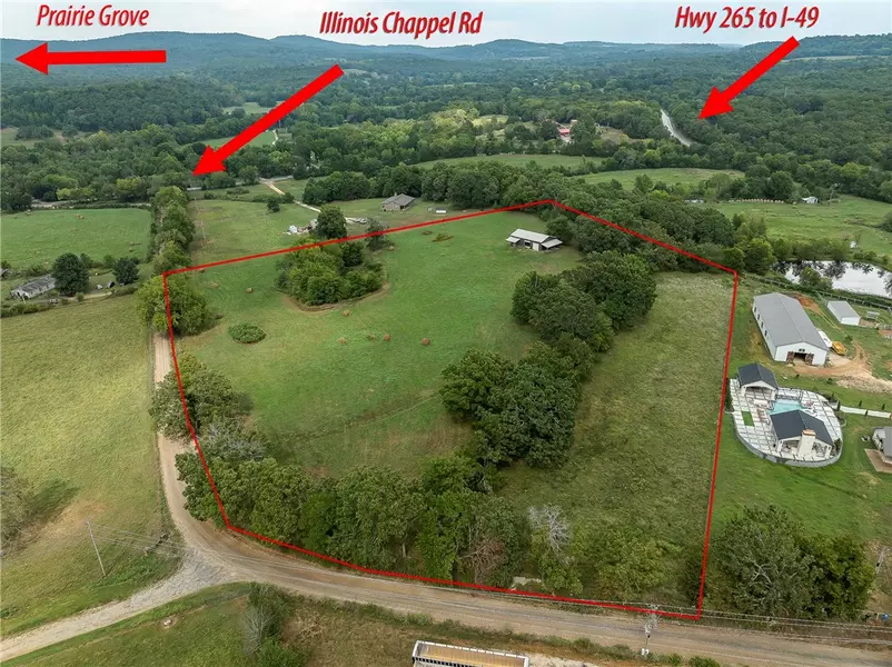 10890 Gifford Rd, Prairie Grove, AR 72753