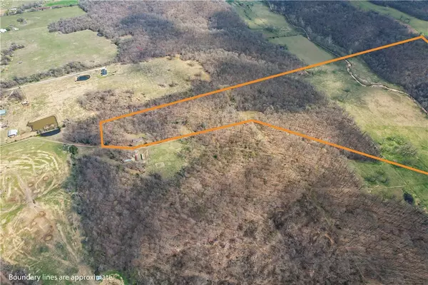 Gravette, AR 72736,11228 Benson Rd