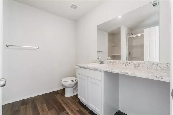 Siloam Springs, AR 72761,821 S Katlyn Dr