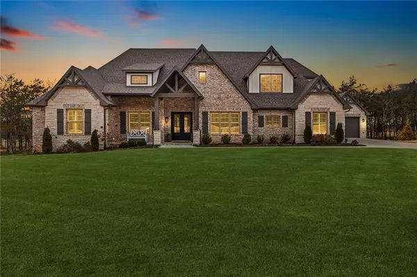 Fayetteville, AR 72701,3167 S Dead Horse Mountain Rd
