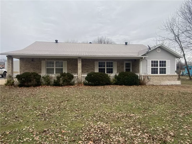 808 Mitchell Ave, Lincoln, AR 72744