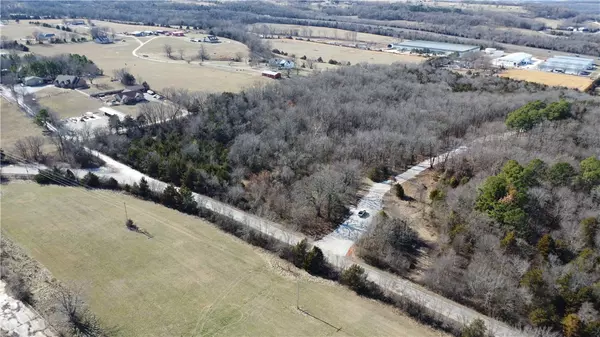 Fayetteville, AR 72701,10149 SE Campbell Rd