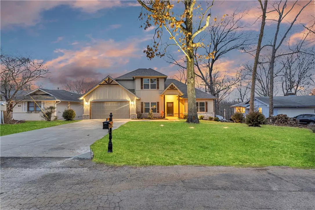 Bella Vista, AR 72715,25 Nottingham Dr