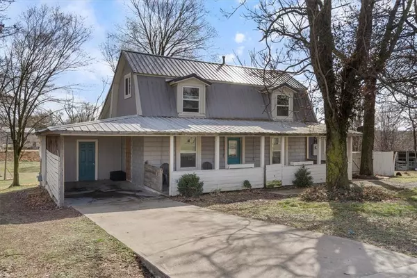 Decatur, AR 72722,389 E Roller Ave