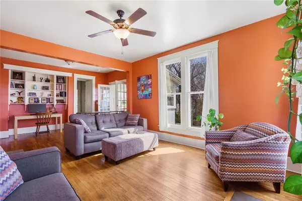 Fayetteville, AR 72701,102 Duncan Ave