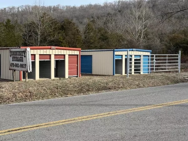 Holiday Island, AR 72631,199 Stateline Dr #3