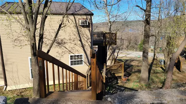 Holiday Island, AR 72631,41 Oak Point Dr