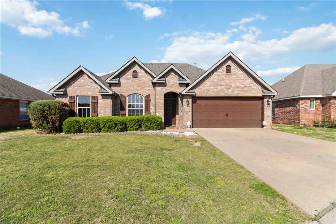 2906 S C St, Rogers, AR 72758