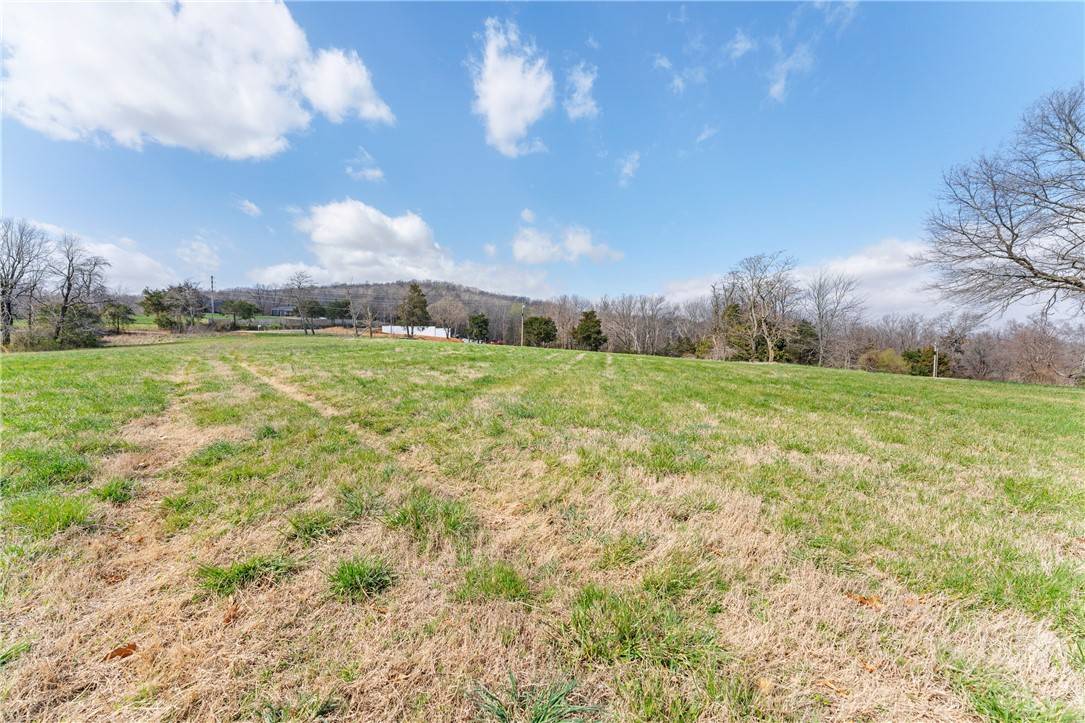 Fayetteville, AR 72701,18503 Lake Sequoyah Rd