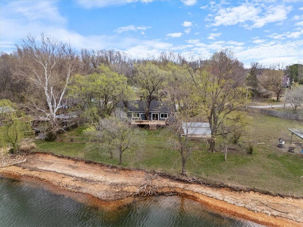 1469 Dixon, Elm Springs, AR 72762