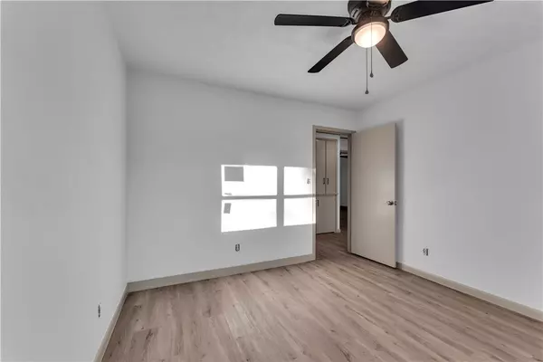 Siloam Springs, AR 72761,832 S Maxwell St