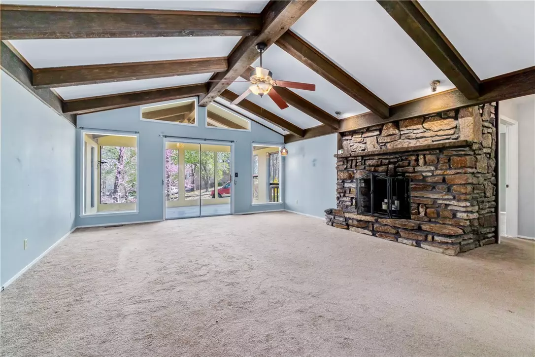 Bella Vista, AR 72715,1 Elizabeth Dr