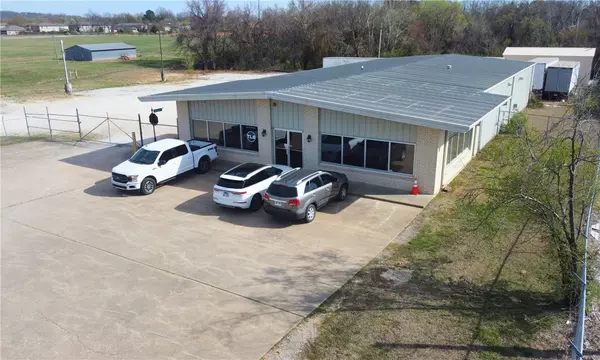 Springdale, AR 72764,783 W Morris Ave