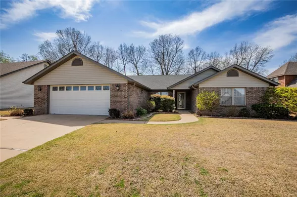 1623 Windsor Ave, Springdale, AR 72764
