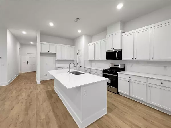 Bentonville, AR 72713,1050 Shine Pl