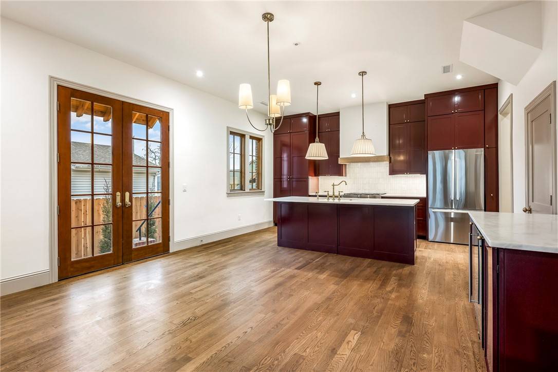 Bentonville, AR 72712,443 NW C St