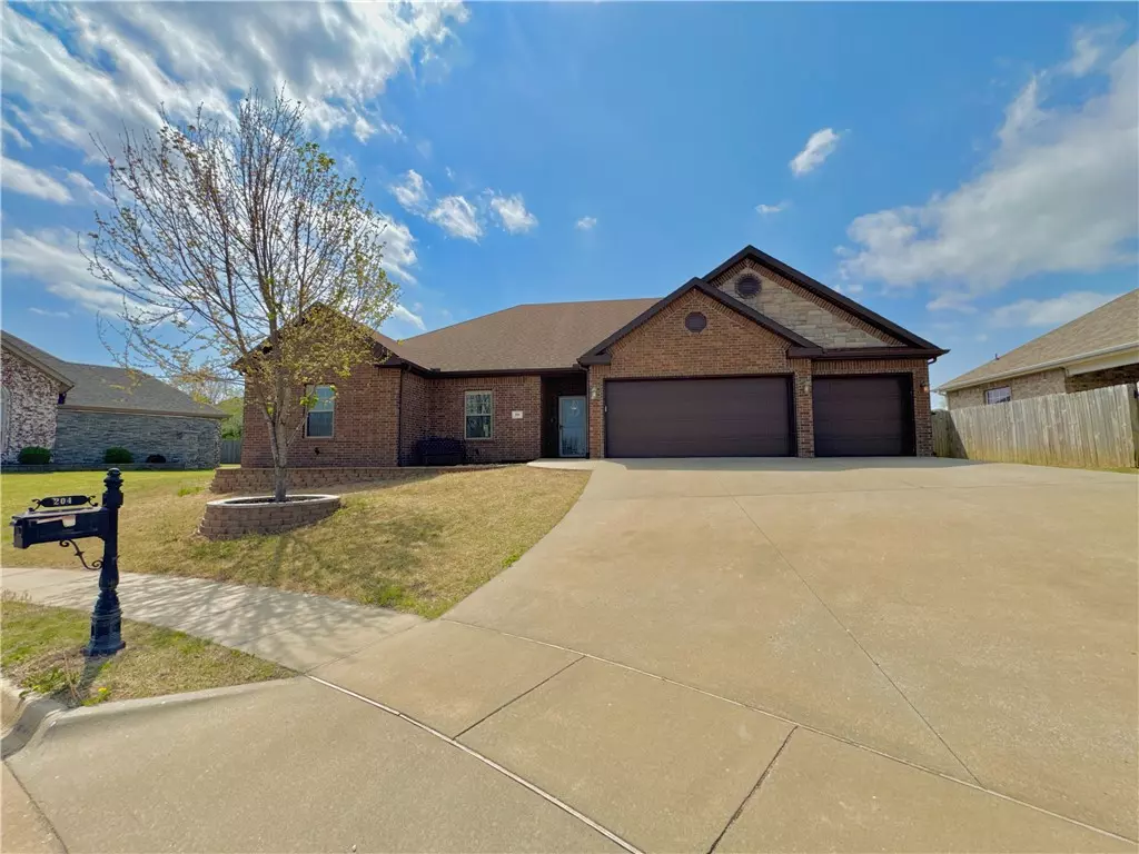 Rogers, AR 72756,204 W Churchill Ct