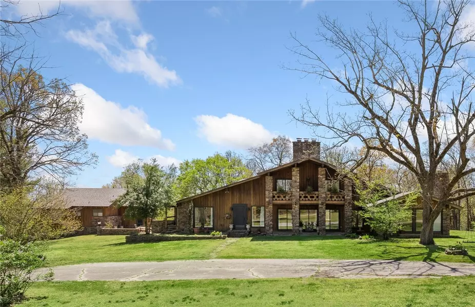 1965 S 43 Hwy, Harrison, AR 72601