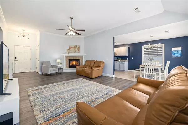 Lowell, AR 72745,413 Emerald St