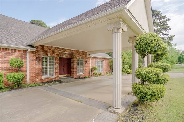 Russellville, AR 72802,404 Mountain view Ct