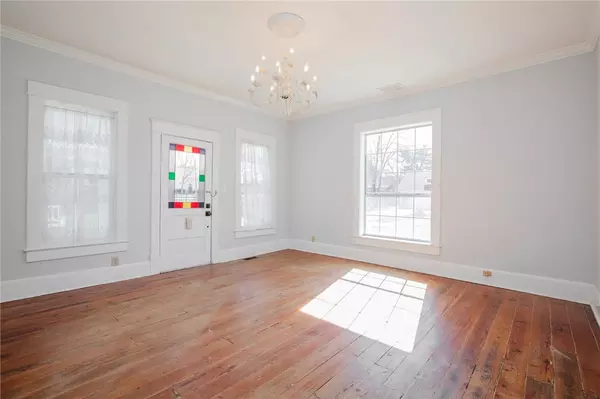 Rogers, AR 72756,511 W Pecan St
