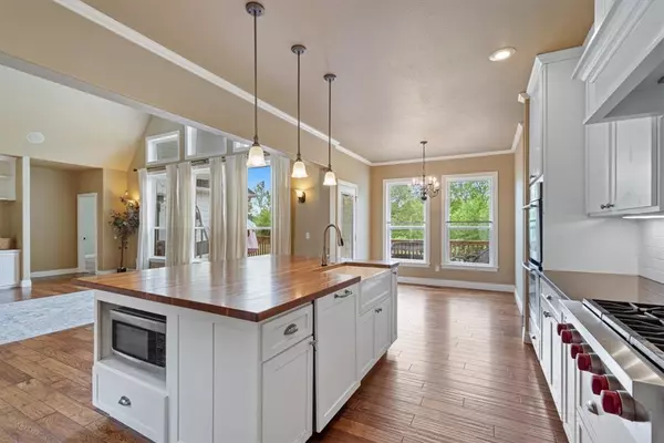 Fayetteville, AR 72704,13487 Meadow Ridge  (WC 2871)