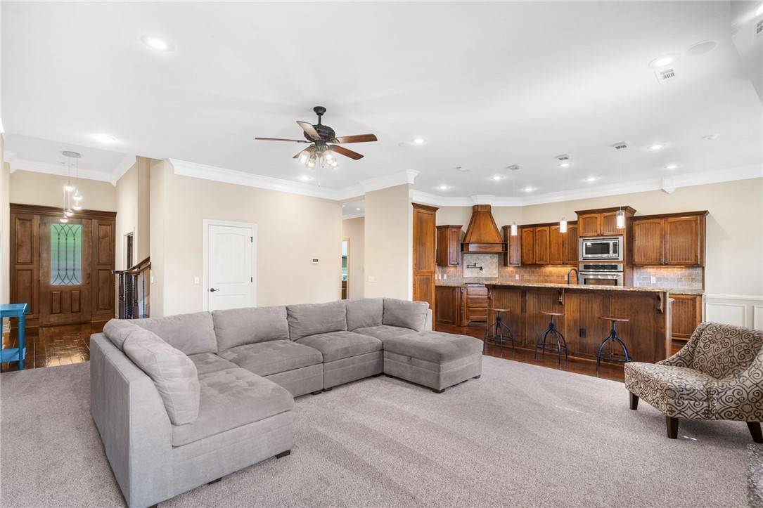 Bentonville, AR 72713,1031 Hunters Pointe
