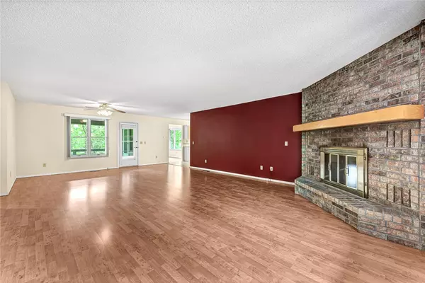 Bella Vista, AR 72715,23 Fenchurch Dr