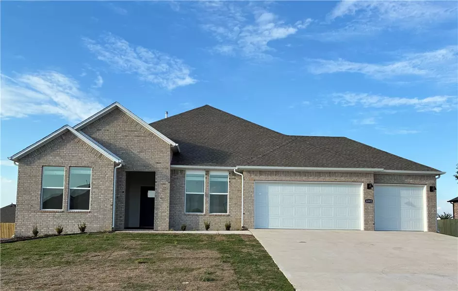 6003 E Sugarloaf St, Siloam Springs, AR 72761