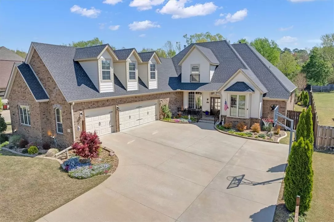 Fayetteville, AR 72703,2280 N Covington Park Blvd