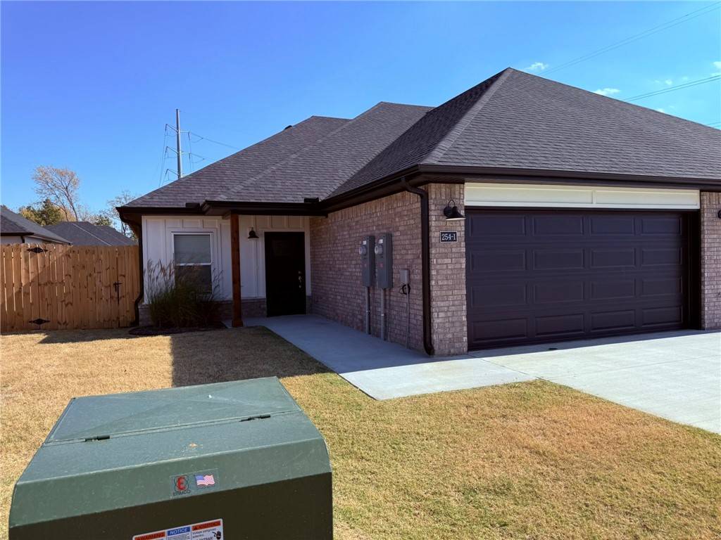 254 NW Wild Goose Ave #1, Farmington, AR 72730