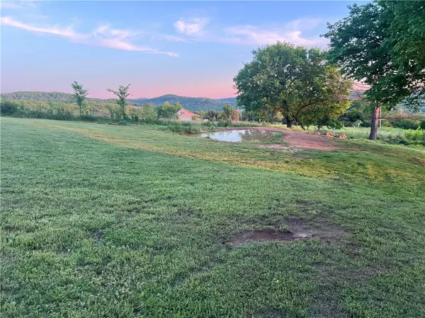 Wesley, AR 72773,5262 Madison 6351