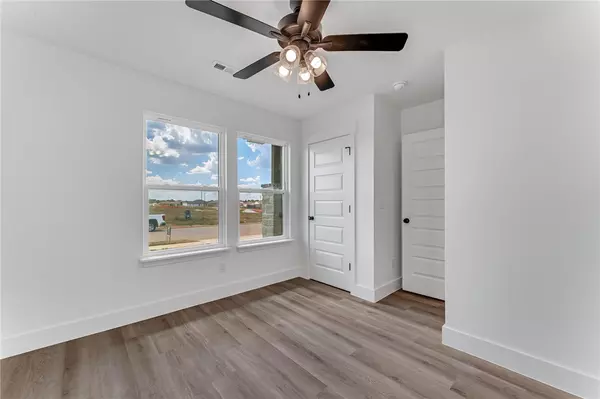 Pea Ridge, AR 72751,1816 Porter St
