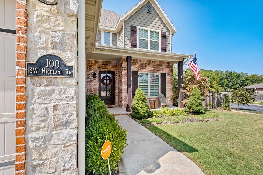 Bentonville, AR 72712,100 SW Highland Rd