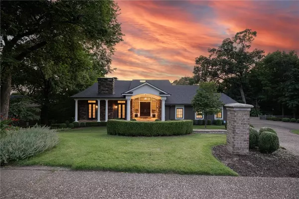 Fayetteville, AR 72703,2627 N Sherwood Ln