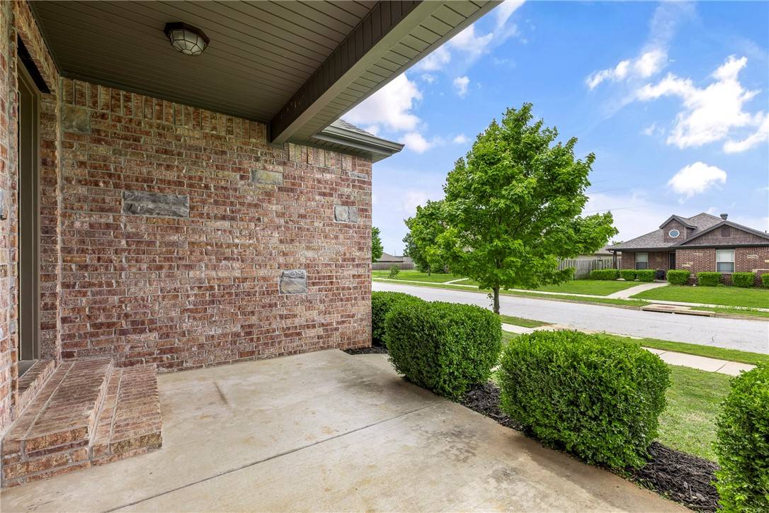 Bentonville, AR 72712,3806 SW Capstone Ave
